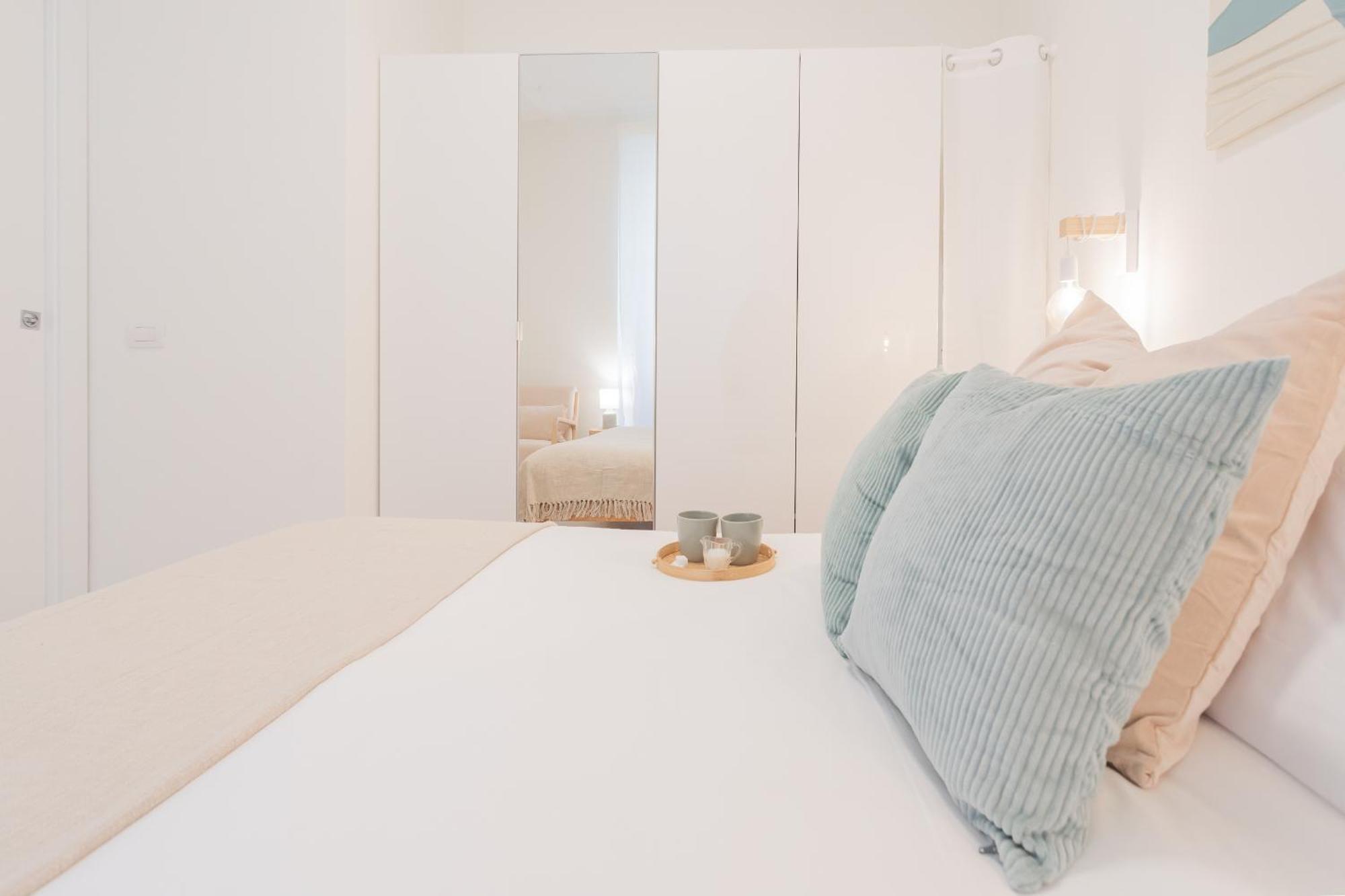 Enchanted Como Lake - City Apartment 2 By Rent All Como Eksteriør billede
